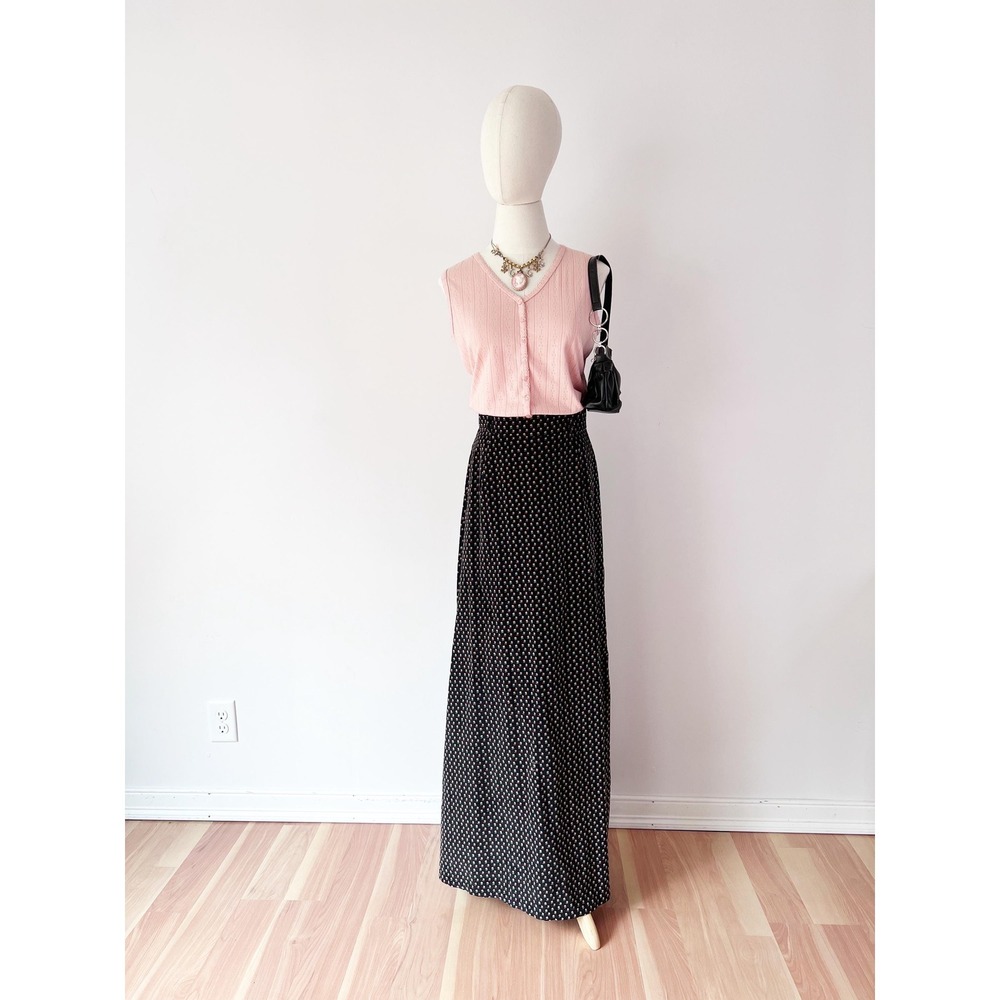 XS 1970s Black Velveteen Floral Maxi Skirt Whimsigoth Vintage Velvet - Picture 2 of 8